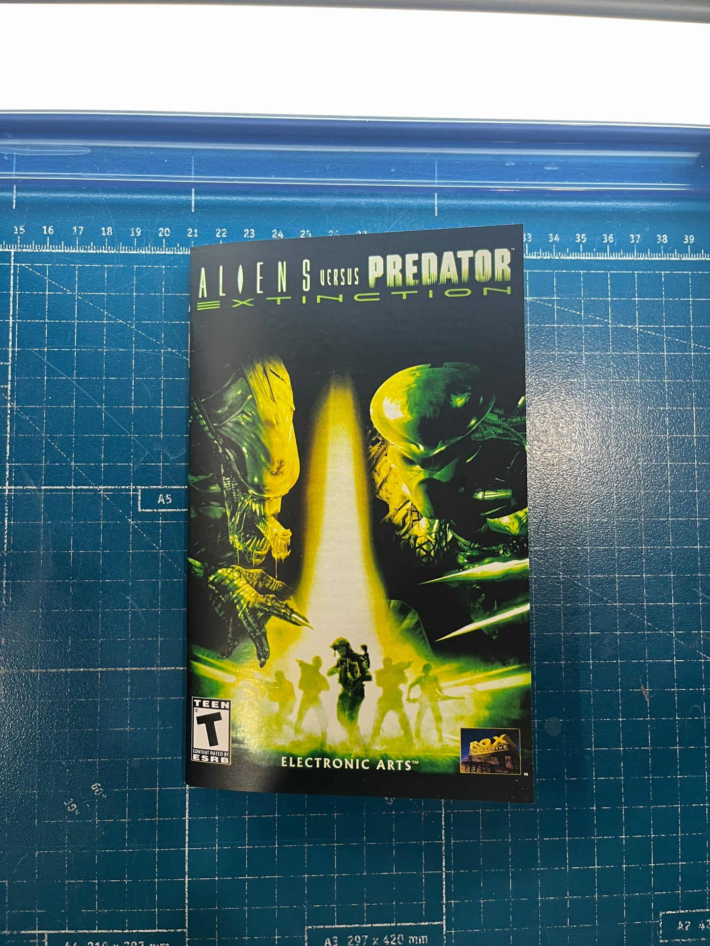 Alien vs Predator Extintion PS2 Custom Manual